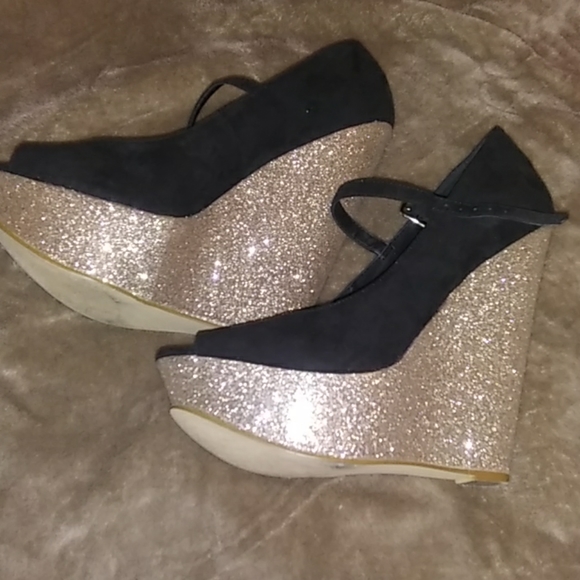 Steve Madden wedge heels - Picture 2 of 3